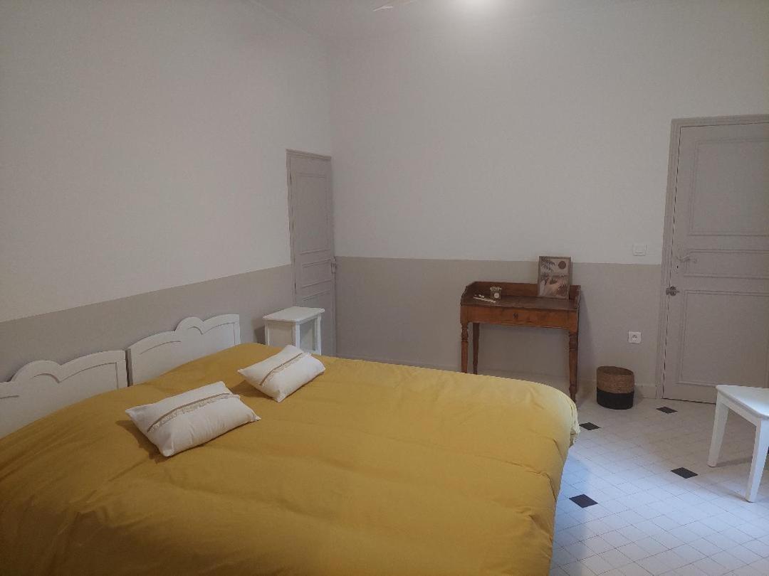 Le Petit Mas Des Alpilles En Provence Villa Saint-Étienne-du-Grès Bagian luar foto